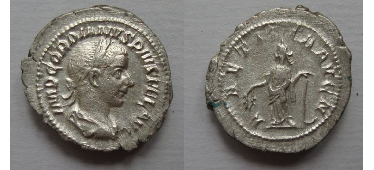 Gordianus III - Laetitia denarius ZELDZAAM R (JUN2008)