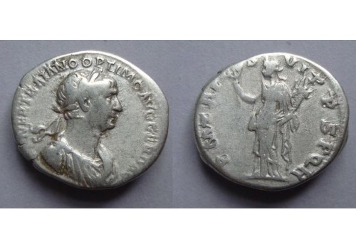 Trajanus - FELICITAS interessante buste! (JUN2037)