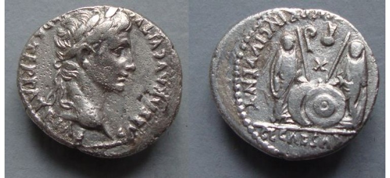 Augustus - denarius Caius en Lucius zeldzame variant!  (JUN20202)