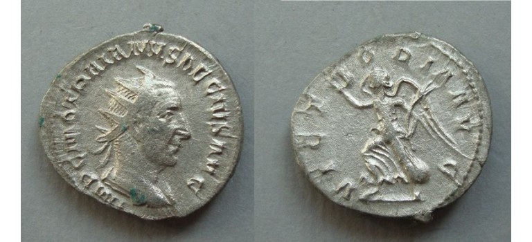 Trajan Decius - VICTORY  (AP1930)