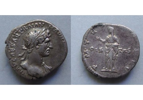 Hadrianus  -  Pietas (ME2094)