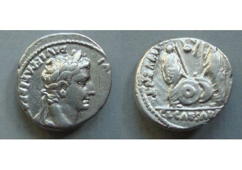 Augustus - denarius Caius en Lucius  (ME2135)