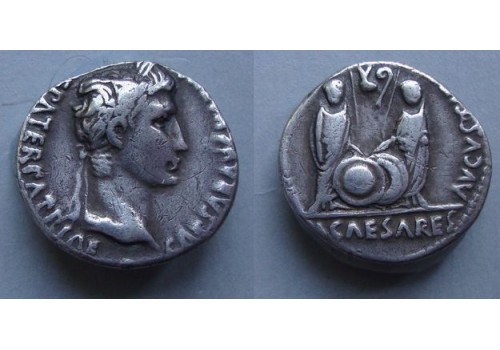 Augustus - denarius Caius en Lucius  (ME2166)