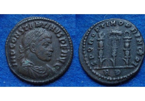 Constantijn de Grote - drie standaards OVERWINNING OP MAXENTIUS! (D1906) Constantijn de Grote - drie standaards OVERWINNING OP MAXENTIUS! (D1906)