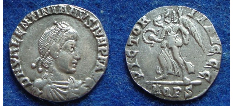 Valentinian II - SILIQUA SILVER aquileia (D1942)