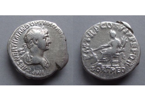 Trajanus - FORT RED  denarius (JA2056)