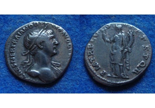 Trajanus - FELICITAS interessante buste niet in RIC! (Au1944)