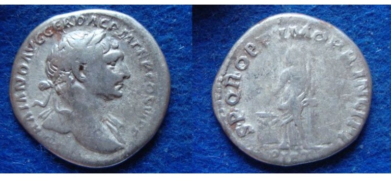 Trajanus - denarius PIETAS (ME1901)