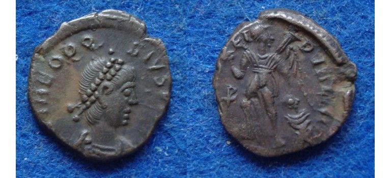 Theodosius I - SALVS REIPVBLICAE (AP1907)