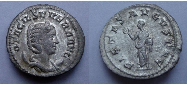 Otacilia Severa - PIETAS AVGVSTAE! (JA2151)