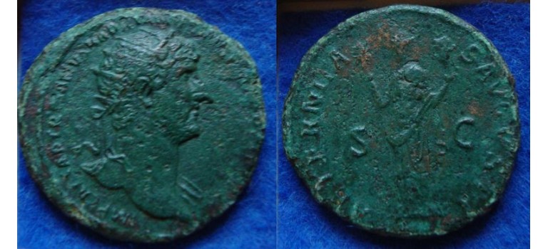 Hadrian  - Sun and Moon dupondius!  (JA1902)