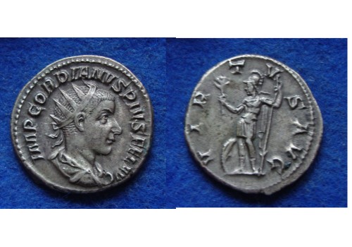 Gordianus III - VIRTVS AVG, zware munt (AP1822)
