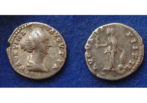 Faustina jr - denarius Venus  (ME1804)