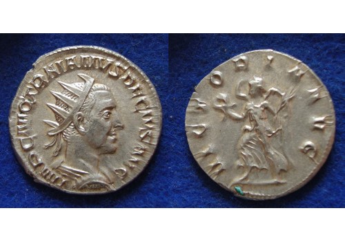 Trajan Decius - VICTORIA bijna prachtig! (ME1826)