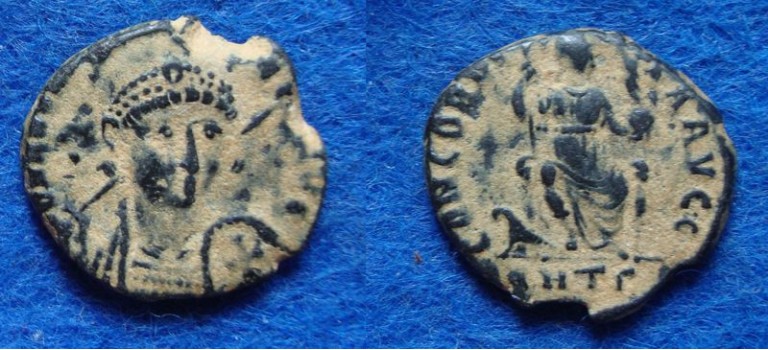 Arcadius - Nice Portrait facing, Concordia AVGG (S1821)