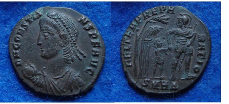 Constans barbarian dragged from hut! Heraclea scarce (S1804)