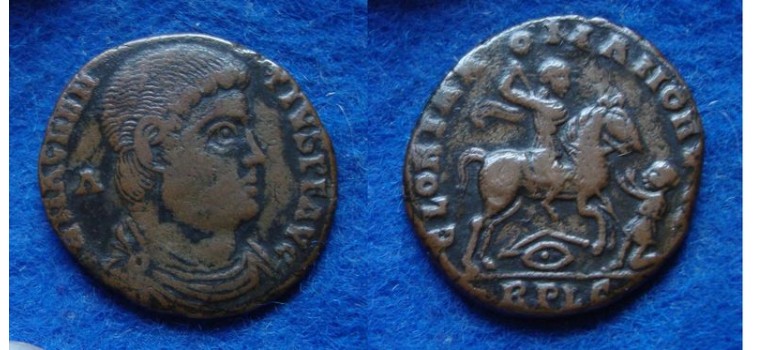 Magnentius -  AE2 Keizer op Paard LYON! (JUN1803)