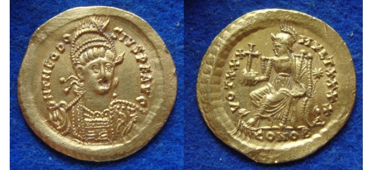 Theodosius II - SOLIDUS GOLD Constantinopolis (S1949)