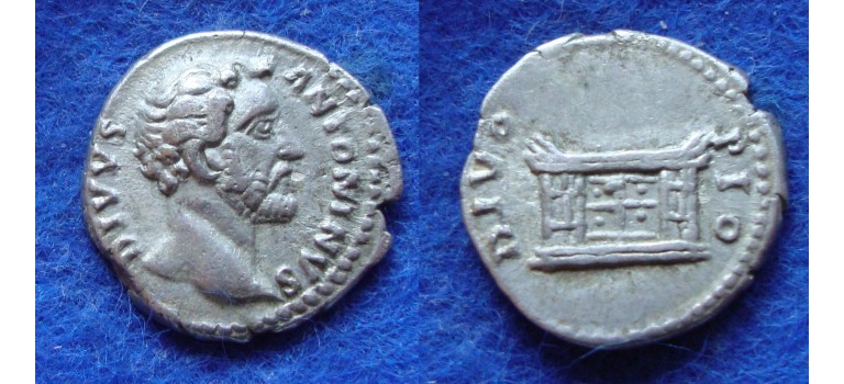 Antoninus Pius- DIVO PIO Altar! (D1728)