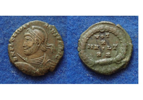 Julianus II - schild en speer Rome! (S1713)