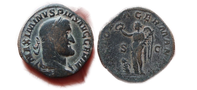 Maximinus I - VICTORIA GERMANICA sestertius!!!!! (AU1751)