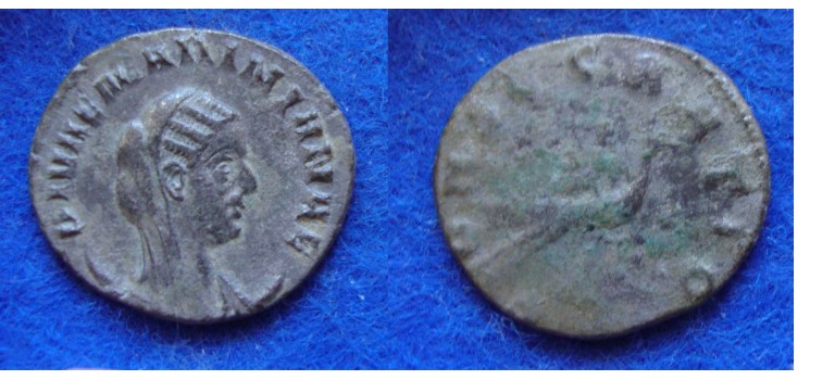 Mariniana - zeldzame keizerin vrouw van Valerius! consecratio (ME1734)