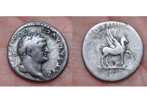 Domitianus - Pegasus! (ME1685)