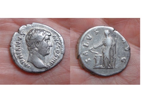 Hadrianus  - SALUS AVG schaars  (JU1608)