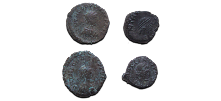 4 roman minima (AP2556)
