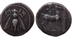 Griekse munten  -  Bij en hert drachme Efeze (AU2626)