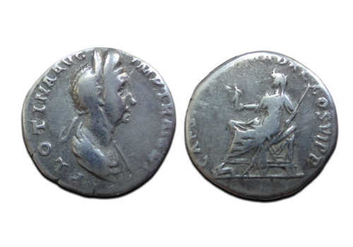Plotina - denarius Vesta ZEER ZELDZAAM! (AU2692) Plotina - denarius Vesta ZEER ZELDZAAM! (AU2692)