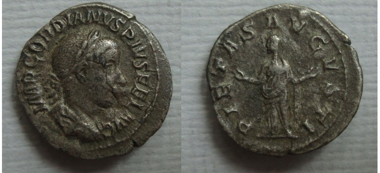 Gordianus III - denarius PIETAS AVGVSTI (JUL2274)