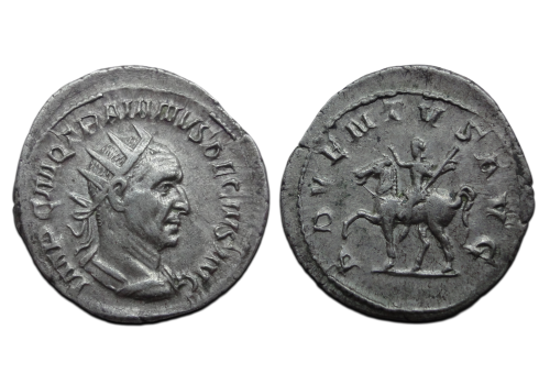 Trajan Decius - Adventvs Avg emperor on horseback! (JUL2619)
