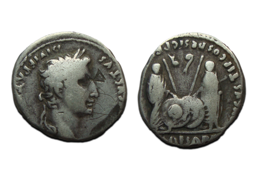 Augustus - denarius Caius and Lucius (JUN25129)