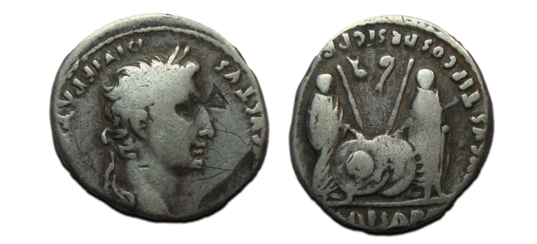 Augustus - denarius Caius and Lucius (JUN25129)