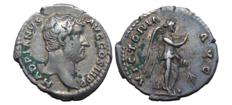 Hadrianus  - denarius Victory to the right (ME2579)