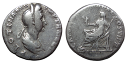 Plotina -  denarius Vesta ZEER ZELDZAAM! (AU2692)