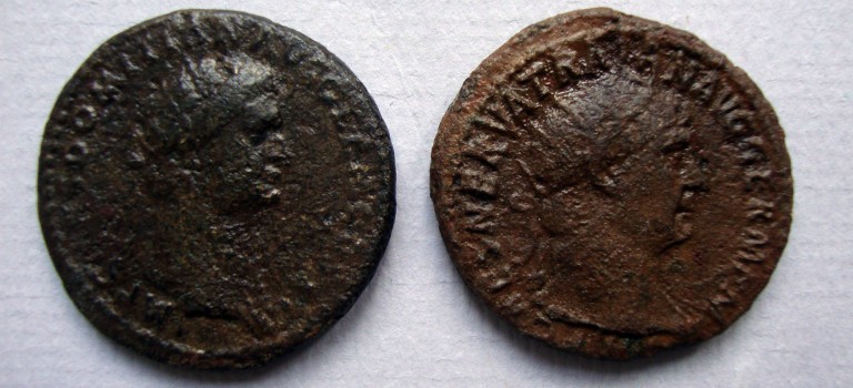 2  romeinse Dupondii Domitianus en Trajanus (F22102)
