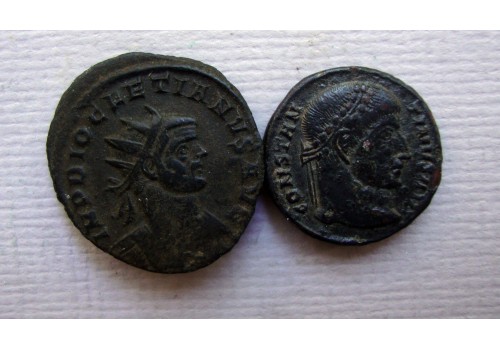 2 romeinse munten: constantijn de grote en diocletianus (AU2239)