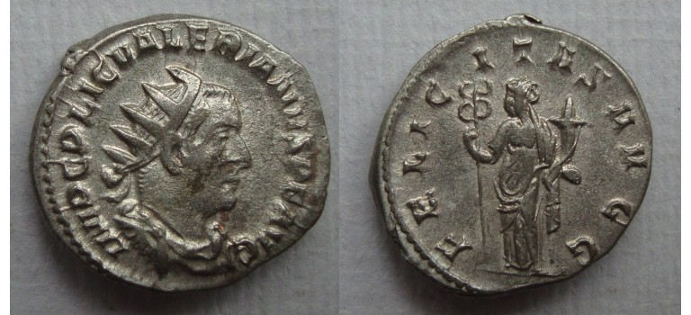 Valerianus I - FELCITAS AVGG (AU2274)