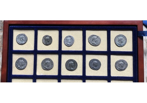 Mooie starters-set Romeinse zilveren munten inclusief houten cassette! (o2208)