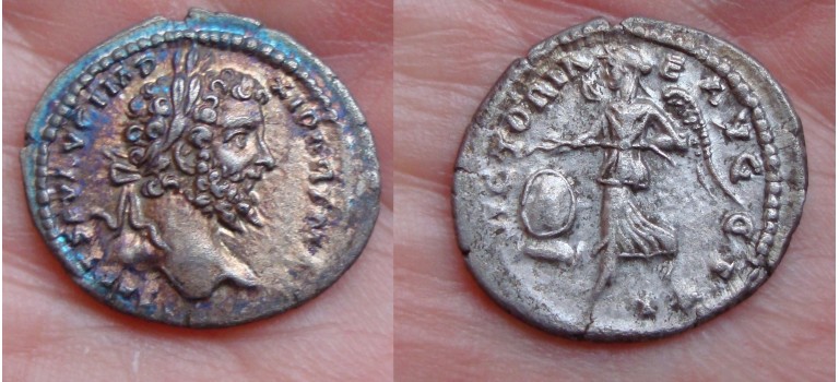 Septimius Severus - Victoriae denarius (A17)