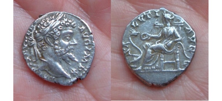 Septimius Severus - Salvti Avgg SCARCE (1017)