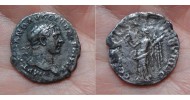 Trajanus- denarius Victoria (951)