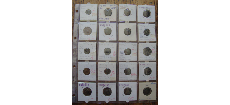 Verzameling van 33 romeinse munten! (AP2341)