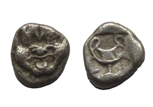 Griekse munten - Gorgoneion kantharos 525-450 V Chr.  (D2340)