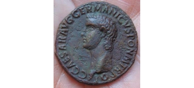 Caligula - Vesta BEAUTIFULL PORTRAIT (440)