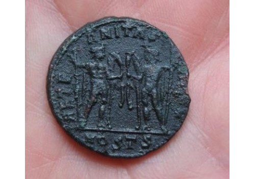 Maxentius - Castor and Pollux VF Maxentius - Castor and Pollux VF