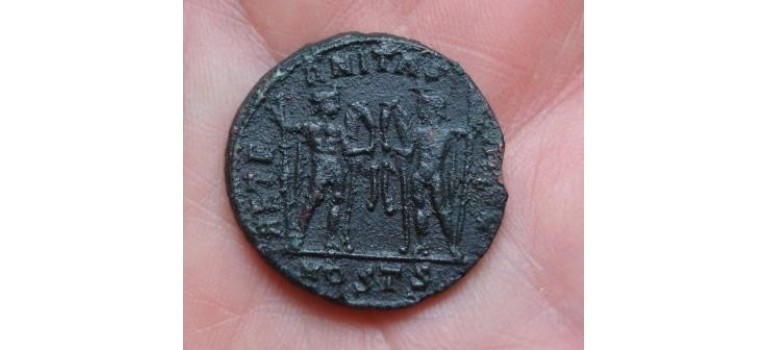 Maxentius - Castor and Pollux VF