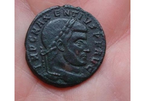 Maxentius - Castor and Pollux VF